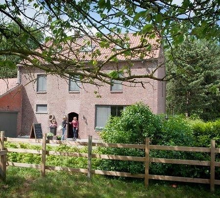 B&B De Passerel Bree Buitenkant foto